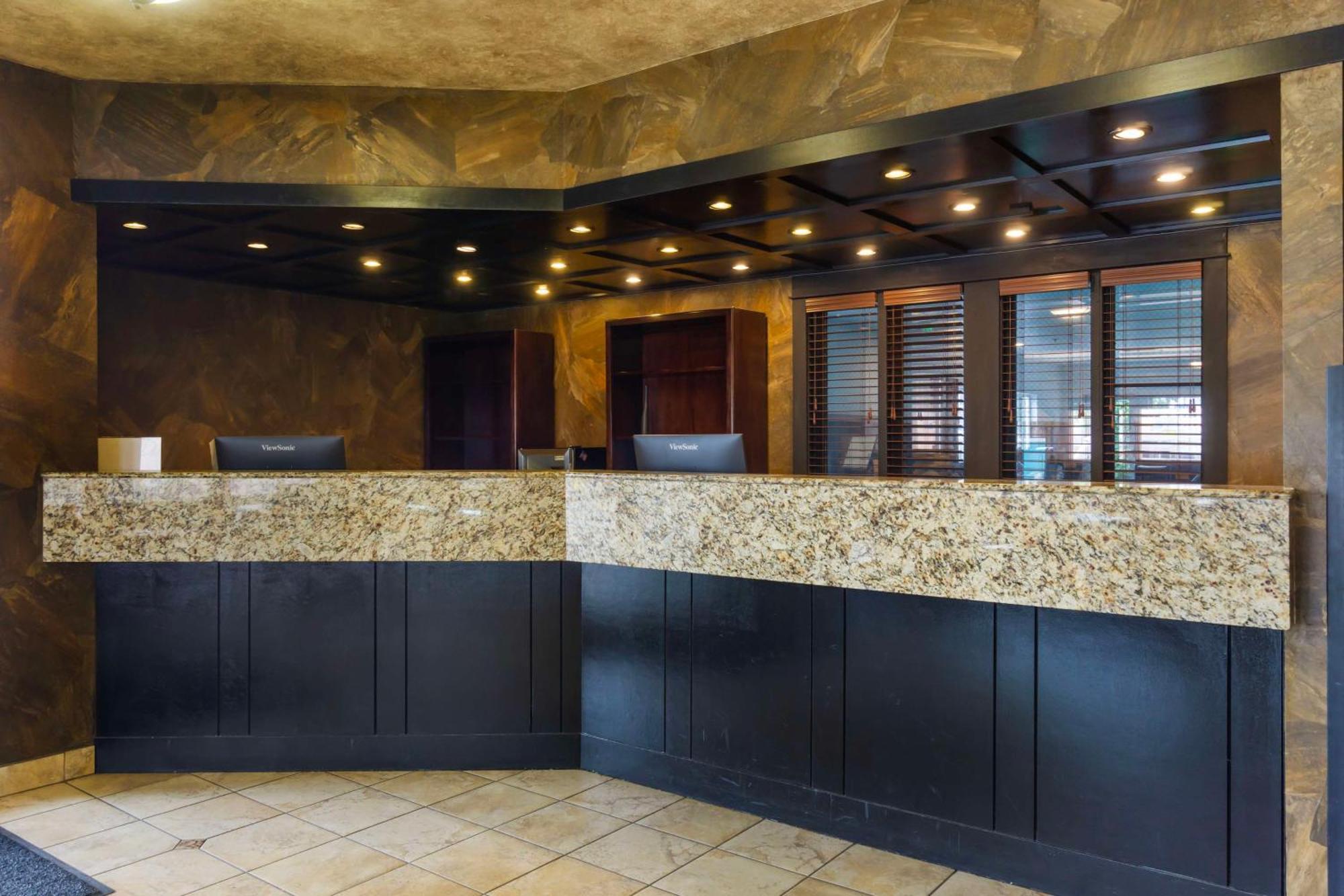 Best Western Plus Yakima Hotel Екстер'єр фото