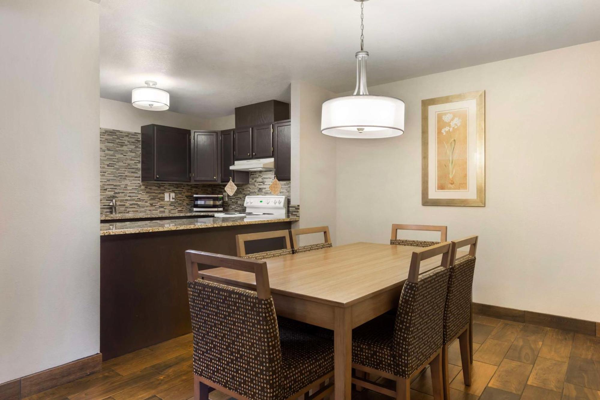 Best Western Plus Yakima Hotel Екстер'єр фото